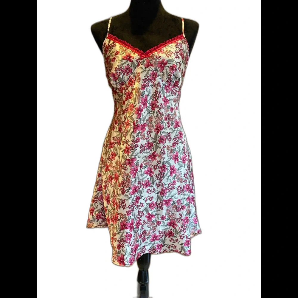 Adonna‎ Lingerie Spagetti Strap Nightgown Pink Print Silky Feel Size Large Sexy